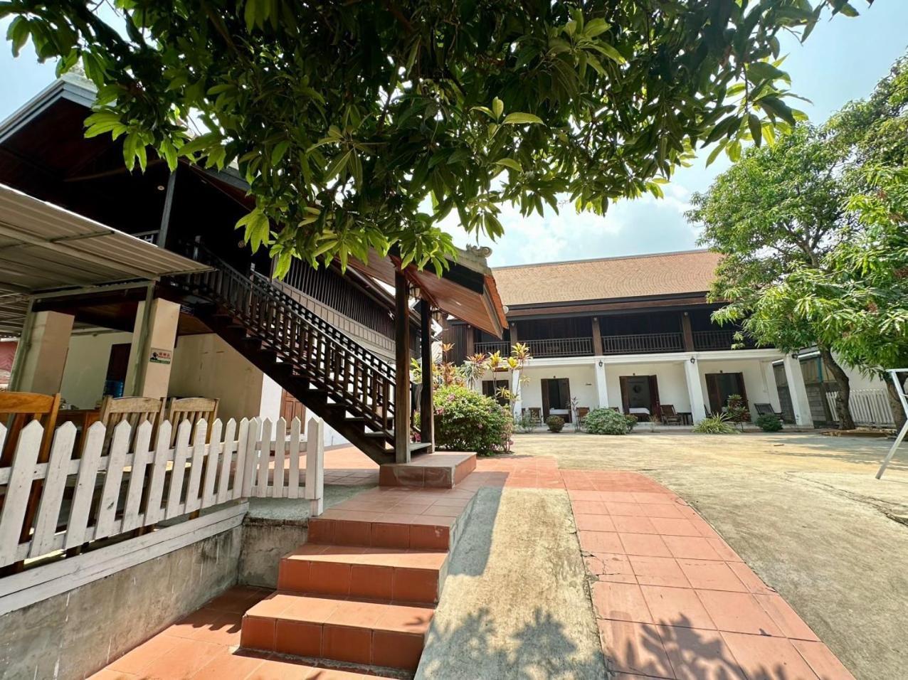 Residence Boutique Hotel Luang Prabang Exterior foto